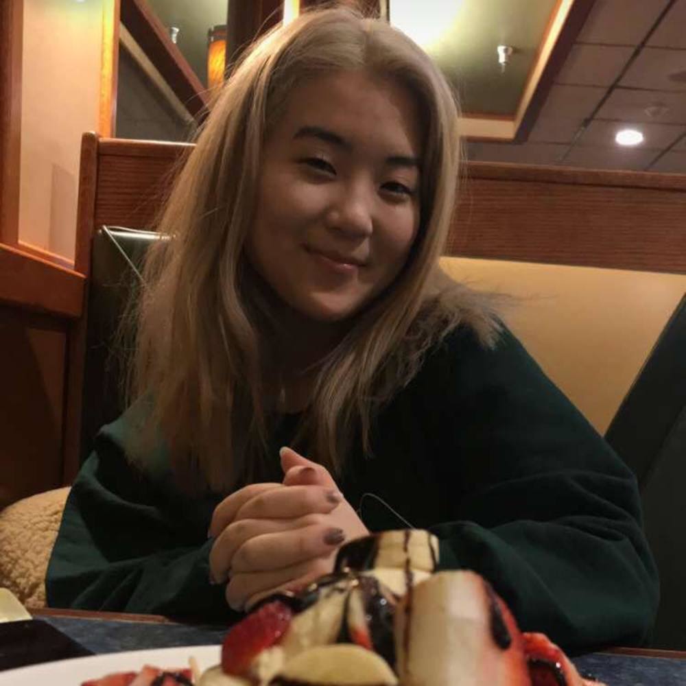 Meet your Posher, Emily